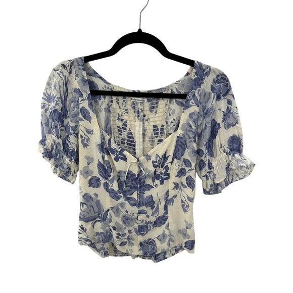 Reformation Blue White Floral Delevan Top Smocked Puff Sleeve Size 6 - Picture 2 of 8